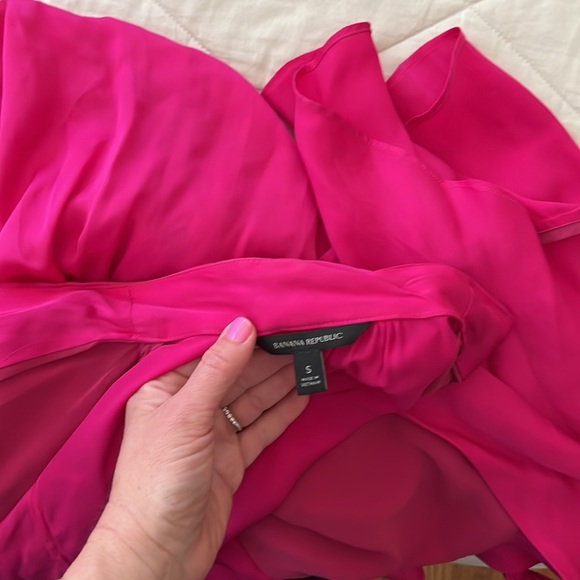 Banana Republic Bright Peony Satin Ruffle Wrap Dress small - Picture 13 of 16